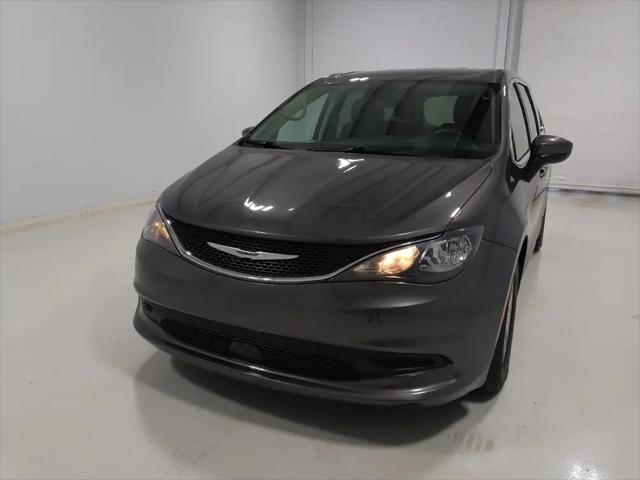 2021 Chrysler Voyager LX