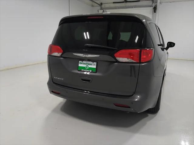 2021 Chrysler Voyager LX