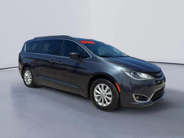 2019 Chrysler Pacifica Touring Plus for sale in Knoxville, TN