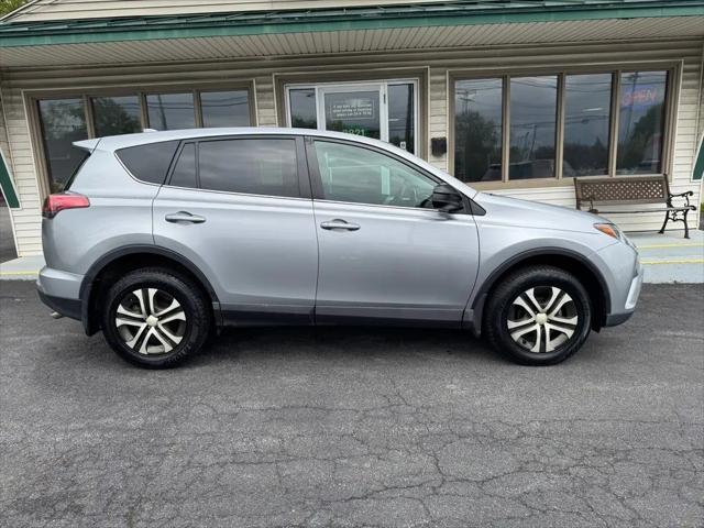 2018 Toyota RAV4 LE for sale in Schenectady, NY