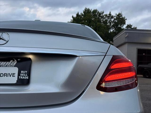 2018 Mercedes-Benz E-CLASS E 300 E 300