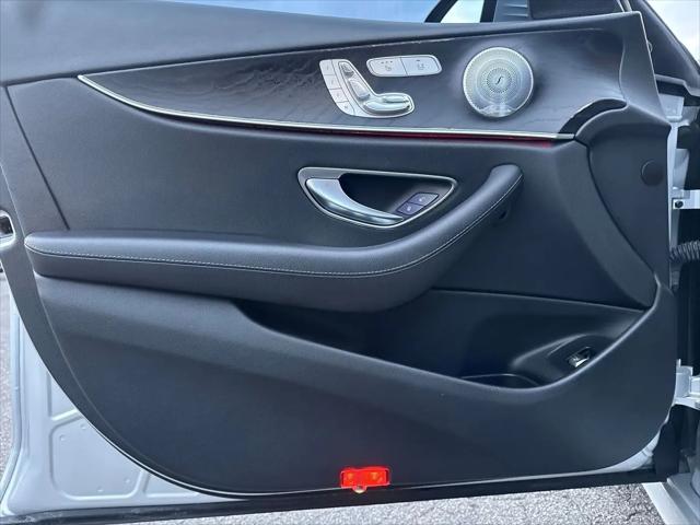 2018 Mercedes-Benz E-CLASS E 300 E 300