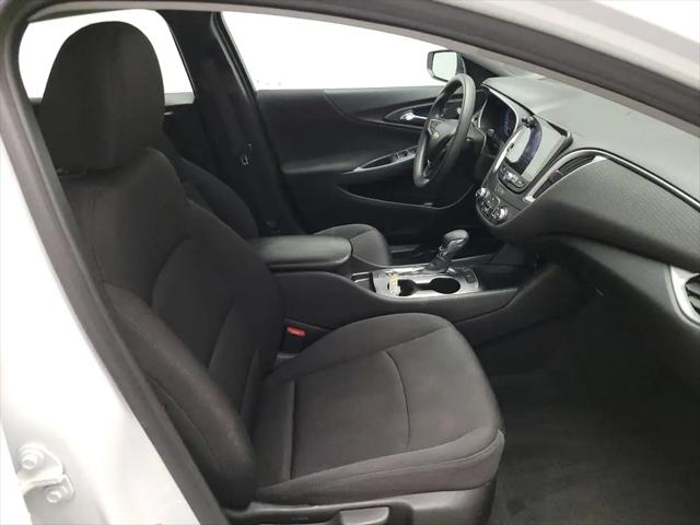 2023 Chevrolet Malibu FWD 1FL