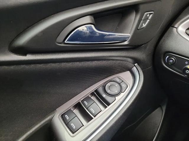2022 Chevrolet Malibu FWD LT