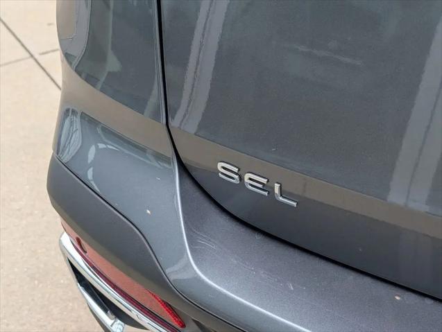 2026 Volkswagen Taos SEL