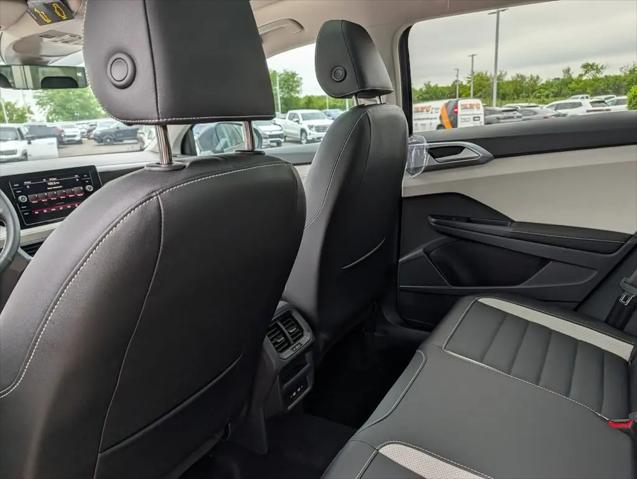 2026 Volkswagen Taos SEL