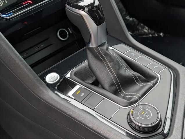 2026 Volkswagen Taos SEL