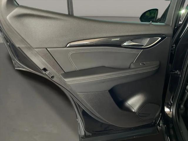 2022 Buick Envision FWD Essence