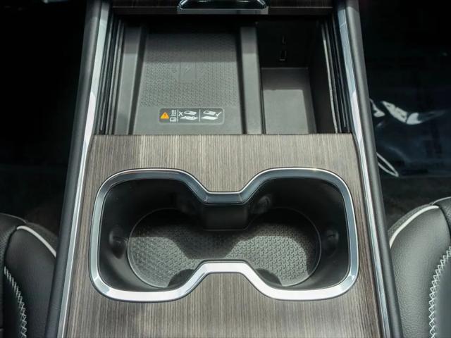2026 GMC Acadia Denali AWD