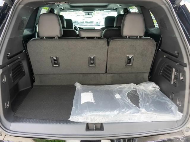 2026 GMC Acadia Denali AWD