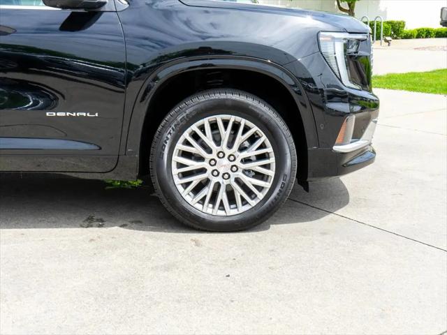 2026 GMC Acadia Denali AWD