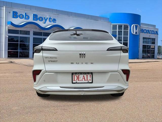 2025 Buick NV Avenir FWD