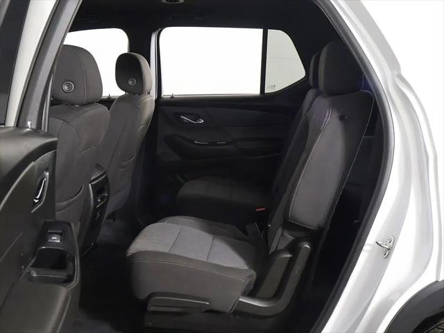 2023 Chevrolet Traverse AWD LT Cloth