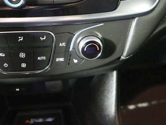 2023 Chevrolet Traverse AWD LT Cloth