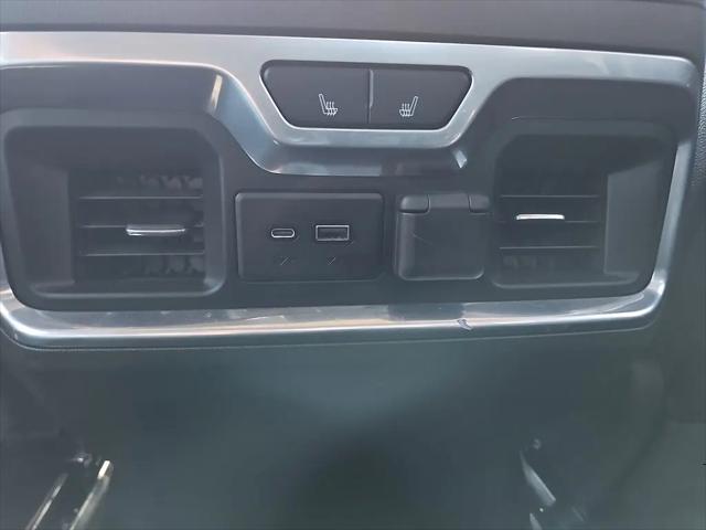 2020 Chevrolet Silverado 1500 2WD Crew Cab Short Bed LTZ