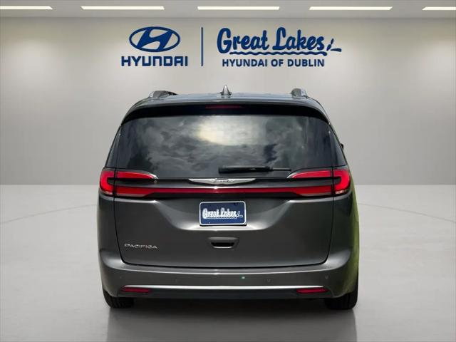 2021 Chrysler Pacifica Touring L