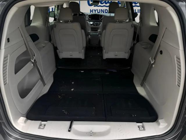 2021 Chrysler Pacifica Touring L