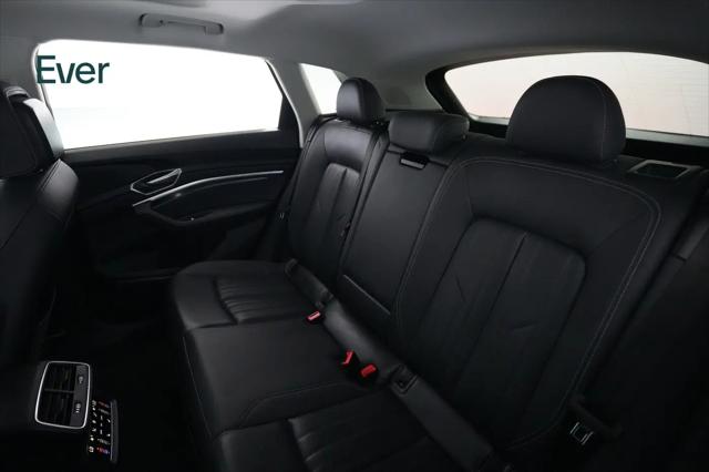 2024 Audi e-tron Premium Plus quattro