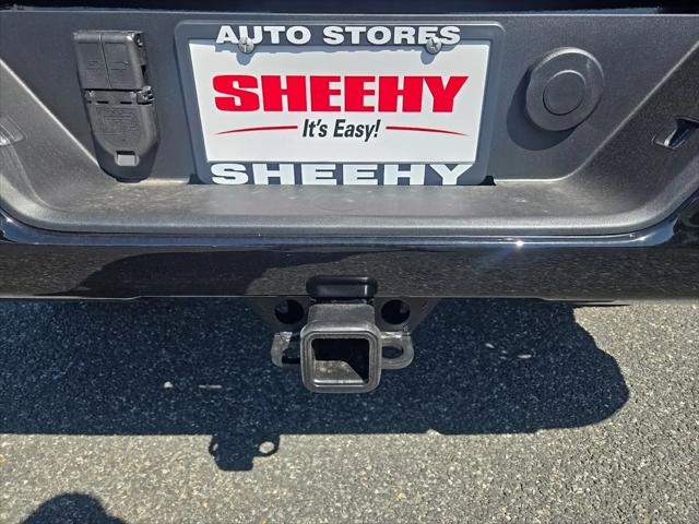 2026 GMC Sierra 1500 Crew Cab, Short Bed, AT4, 4WD