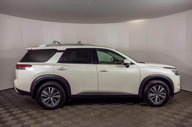 2024 Nissan Pathfinder SL 4WD