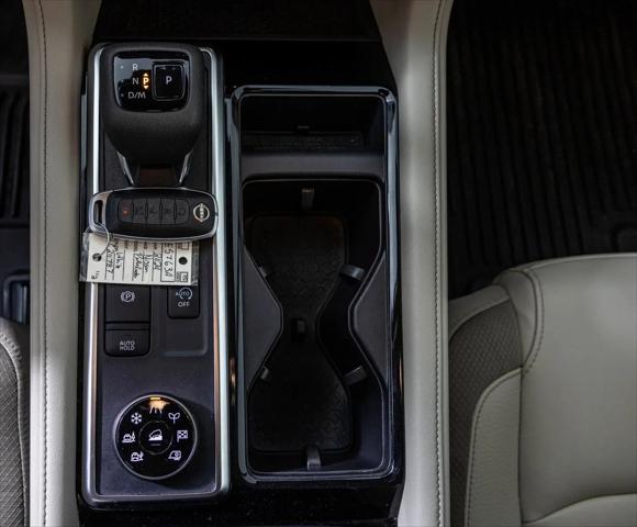 2024 Nissan Pathfinder SL 4WD