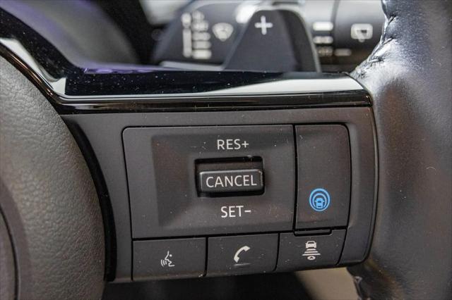 2024 Nissan Pathfinder SL 4WD