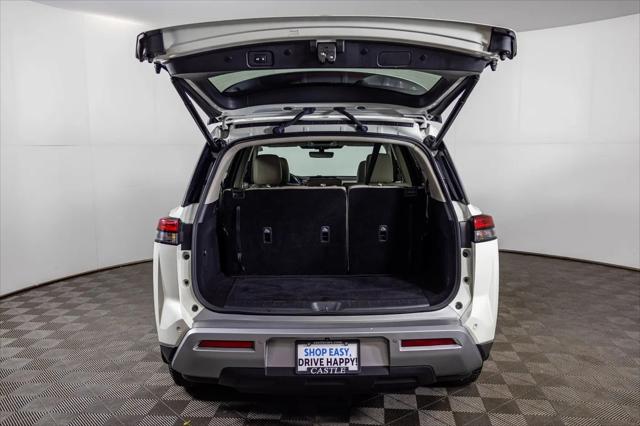 2024 Nissan Pathfinder SL 4WD