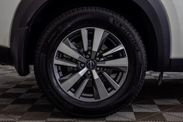 2024 Nissan Pathfinder SL 4WD