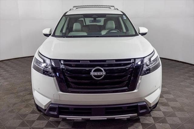 2024 Nissan Pathfinder SL 4WD