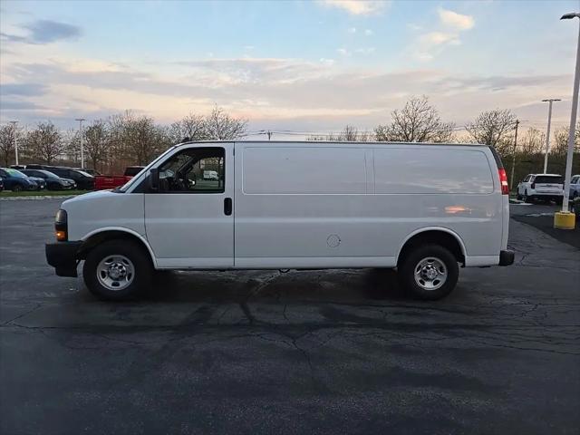 2020 Chevrolet Express Cargo Van RWD 3500 Extended Wheelbase WT
