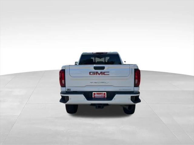 2022 GMC Sierra 2500HD 4WD Crew Cab Standard Bed Denali
