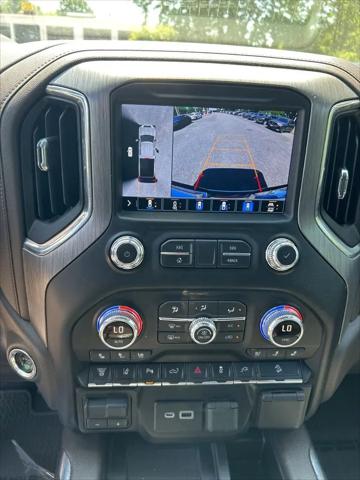 2022 GMC Sierra 2500HD 4WD Crew Cab Standard Bed Denali