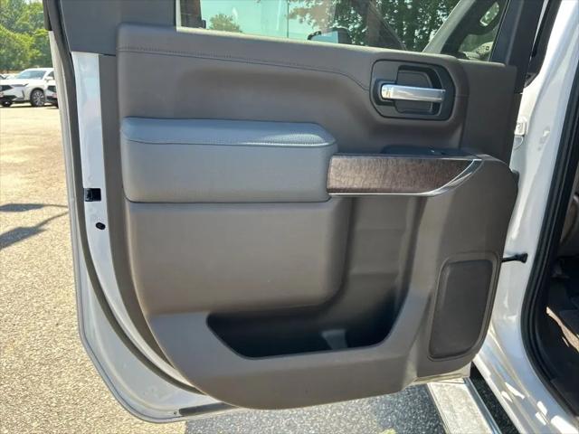 2022 GMC Sierra 2500HD 4WD Crew Cab Standard Bed Denali