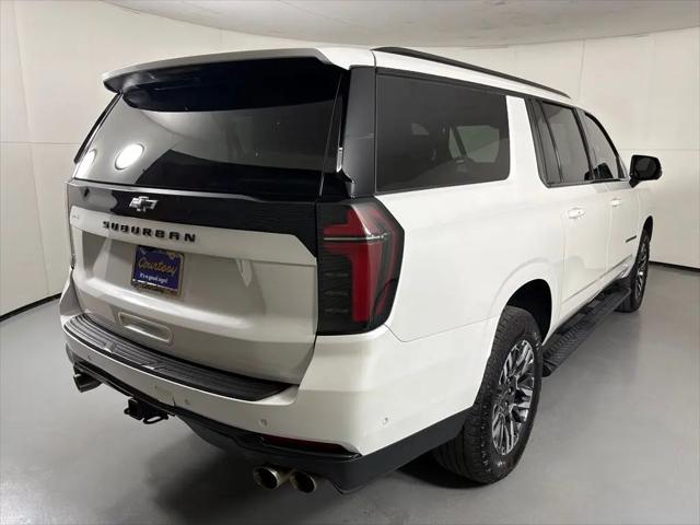 2025 Chevrolet Suburban 4WD Z71