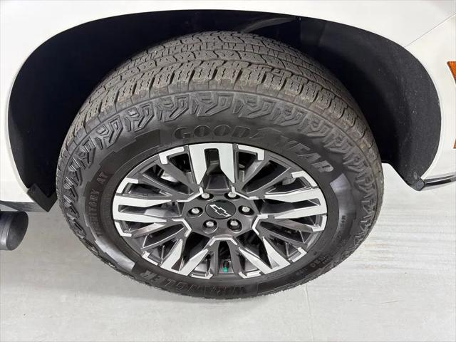 2025 Chevrolet Suburban 4WD Z71