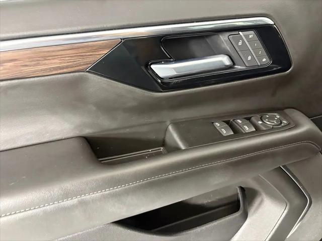 2025 Chevrolet Suburban 4WD Z71