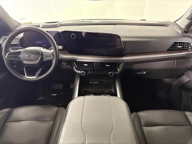 2025 Chevrolet Suburban 4WD Z71
