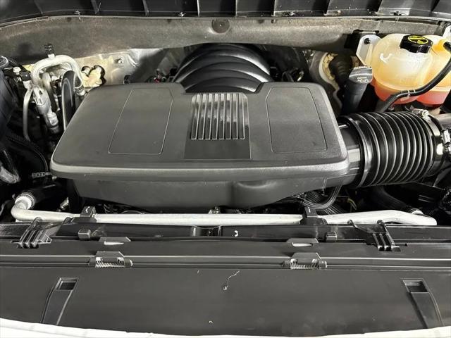 2025 Chevrolet Suburban 4WD Z71