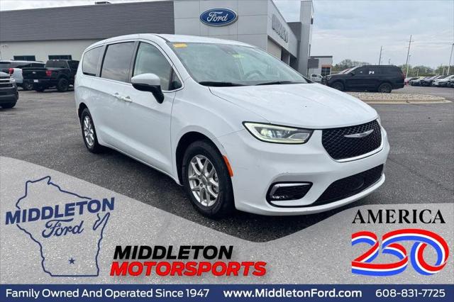2023 Chrysler Pacifica Touring L for sale in Middleton, WI