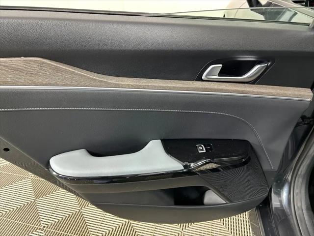 2023 Kia K5 EX