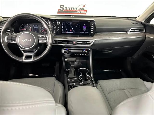 2023 Kia K5 EX