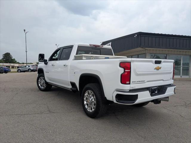 2025 Chevrolet Silverado 2500HD 4WD Crew Cab Standard Bed LTZ