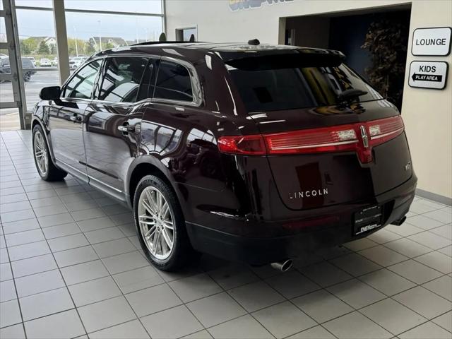 2019 Lincoln MKT Reserve