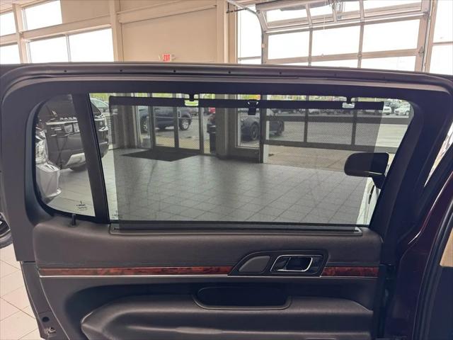 2019 Lincoln MKT Reserve
