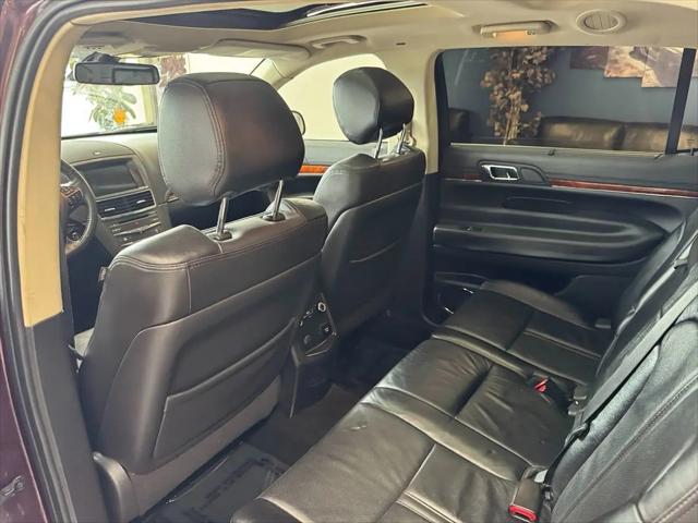 2019 Lincoln MKT Reserve