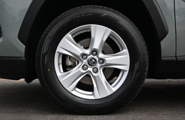 2019 Toyota RAV4 Hybrid XLE