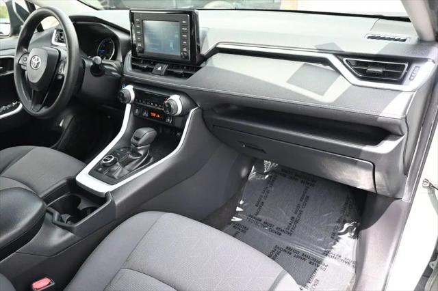 2019 Toyota RAV4 Hybrid XLE