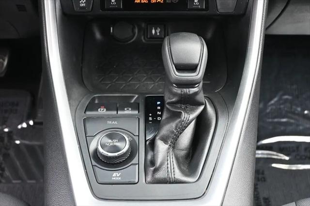 2019 Toyota RAV4 Hybrid XLE