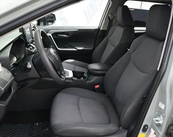 2019 Toyota RAV4 Hybrid XLE