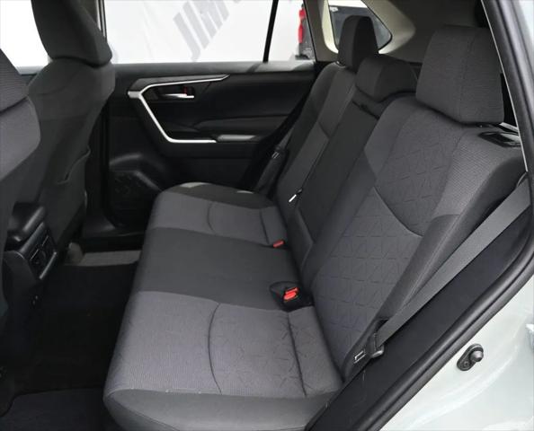 2019 Toyota RAV4 Hybrid XLE